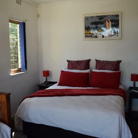 Oudtshoorn Homestay Accommodation エクステリア 写真