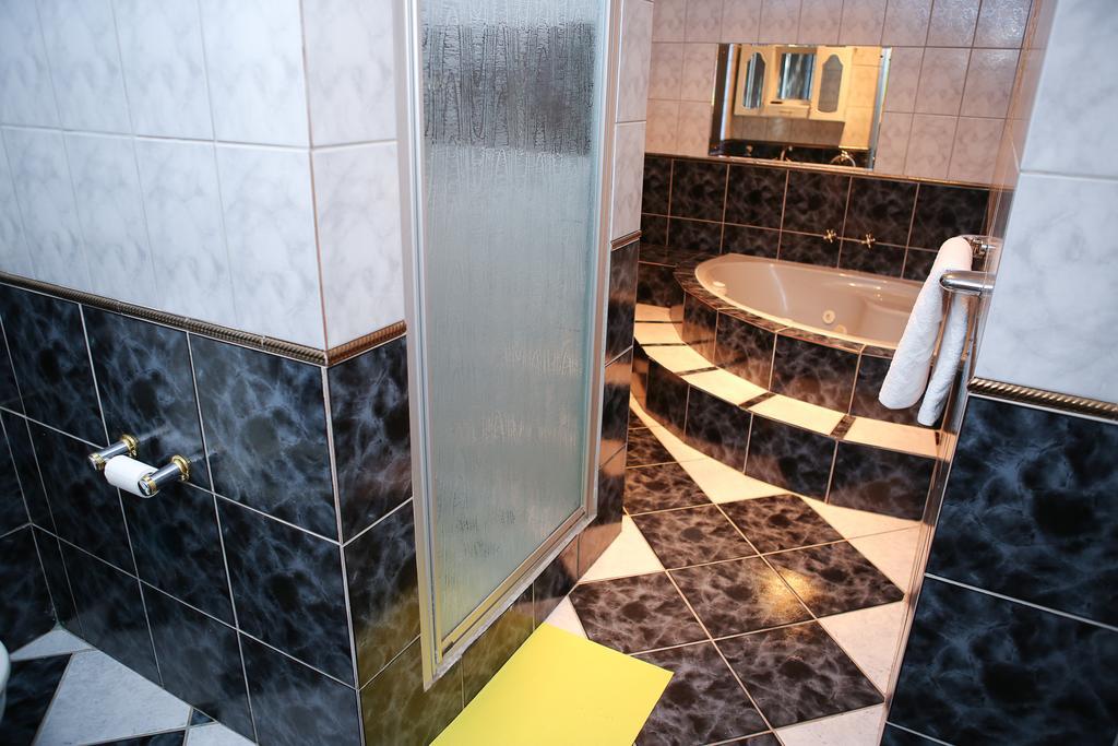 Oudtshoorn Homestay Accommodation エクステリア 写真